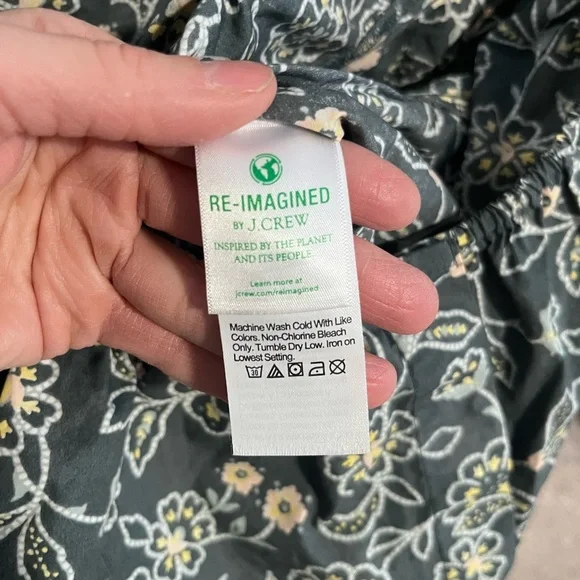 Re-Imagined by J.Crew Floral Off Shoulder Crop Top Women’s M Sustainable - Picture 7 of 10